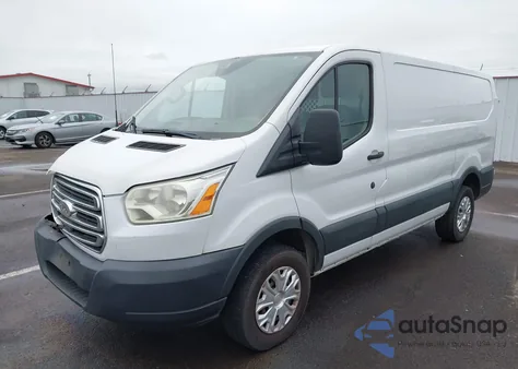 2016 Ford Transit-250 z USA, uszkodzony, nr VIN 1FTYR1ZM2GKB04590